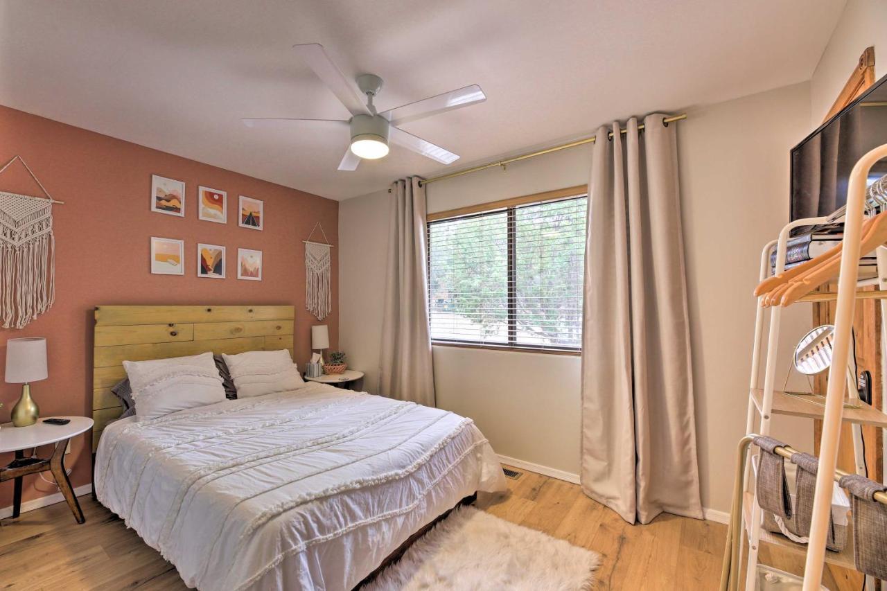 Pet-Friendly Show Low Cabin With Trail Access! Экстерьер фото